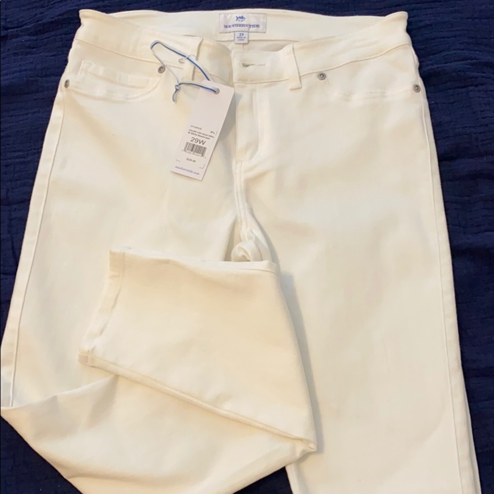 NWT....southern tide White jeans